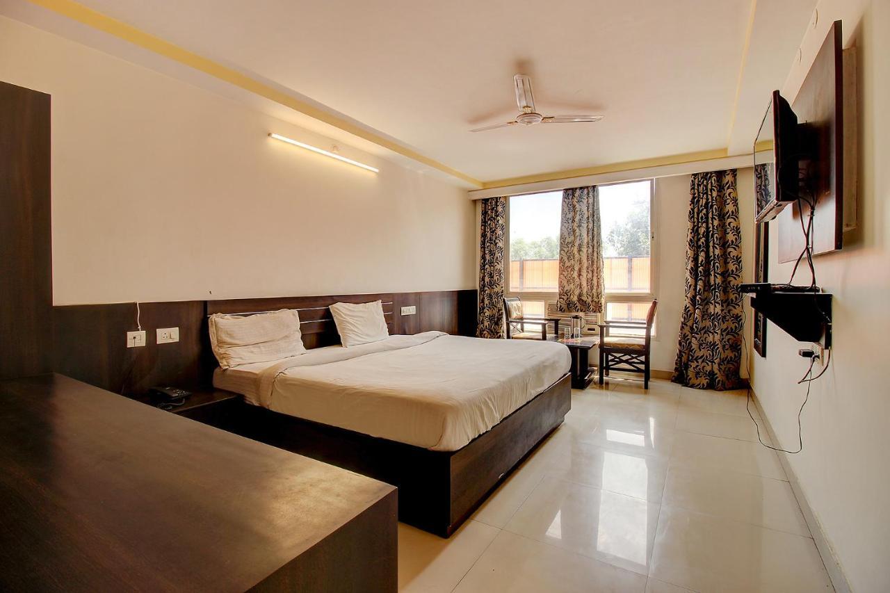 Fabhotel Ps Grand Лакхнау Экстерьер фото